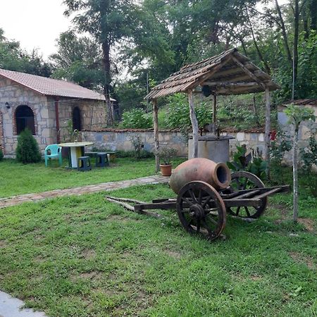 Guest House Godogani Екстер'єр фото