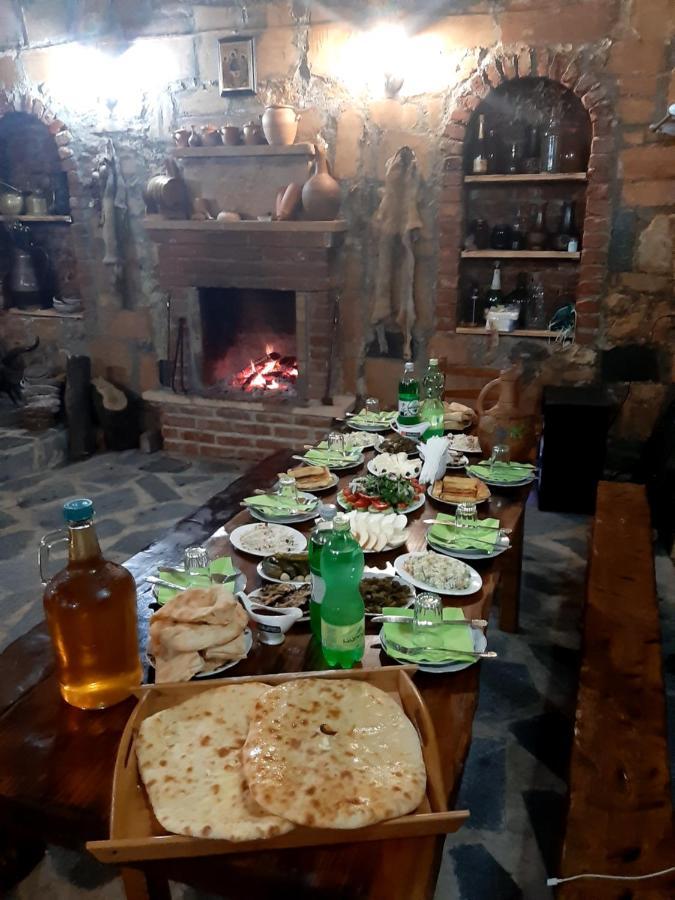 Guest House Godogani Екстер'єр фото