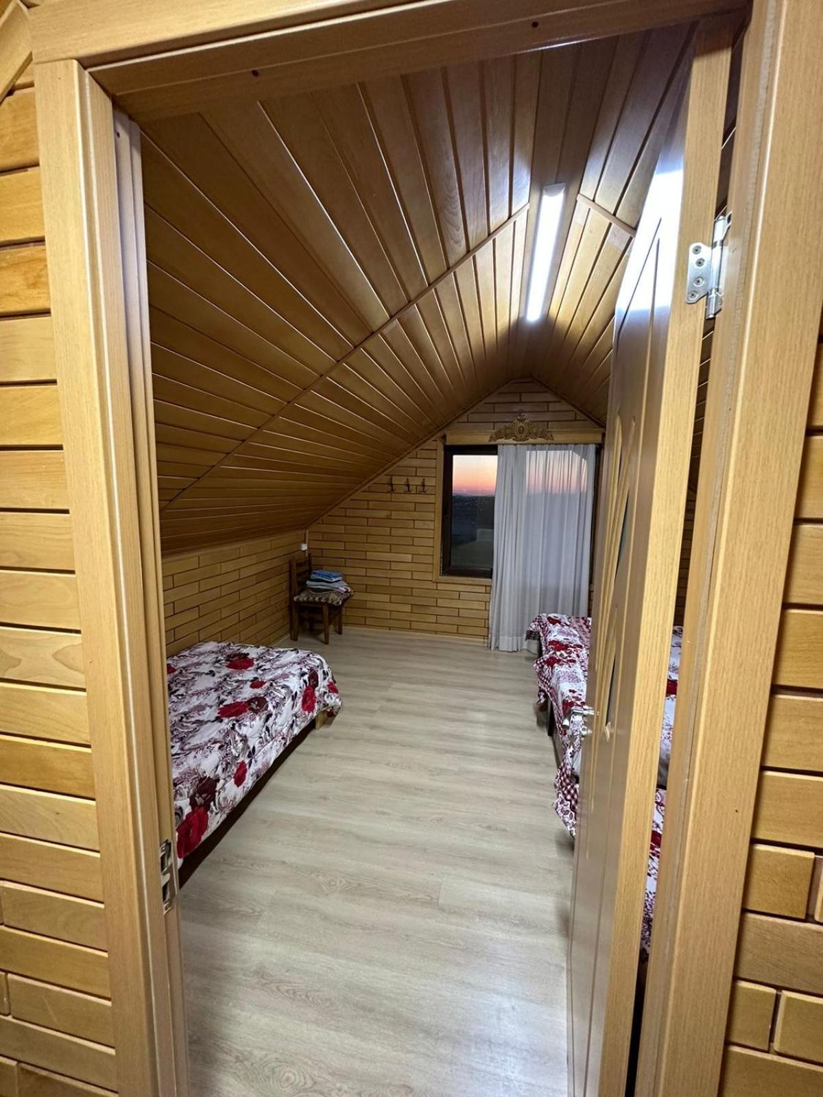 Guest House Godogani Екстер'єр фото