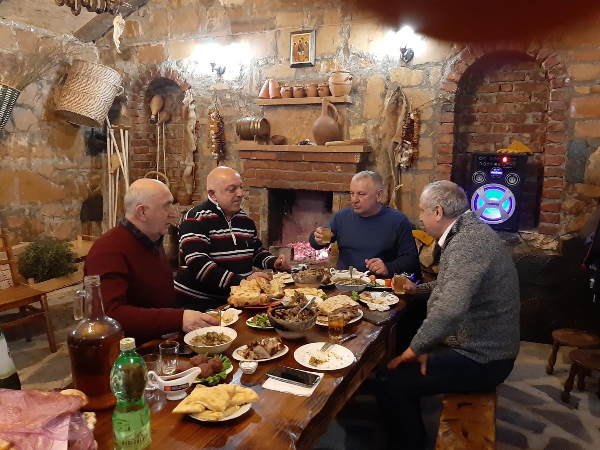 Guest House Godogani Екстер'єр фото