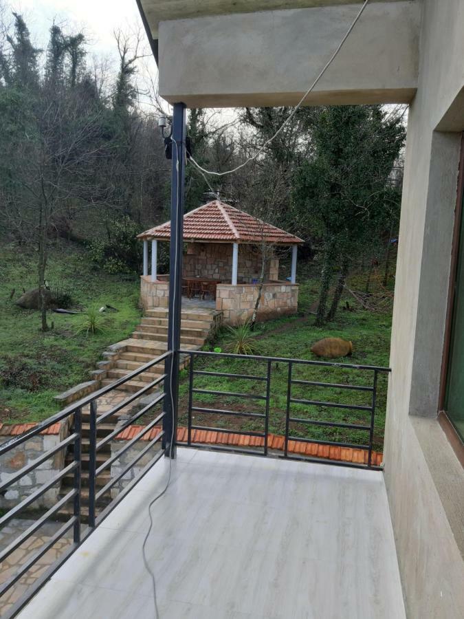 Guest House Godogani Екстер'єр фото
